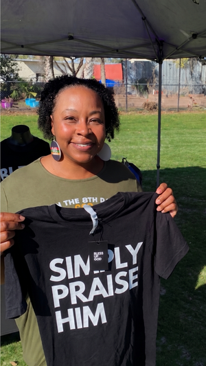 Simply Praise Him Signature Unisex Tee